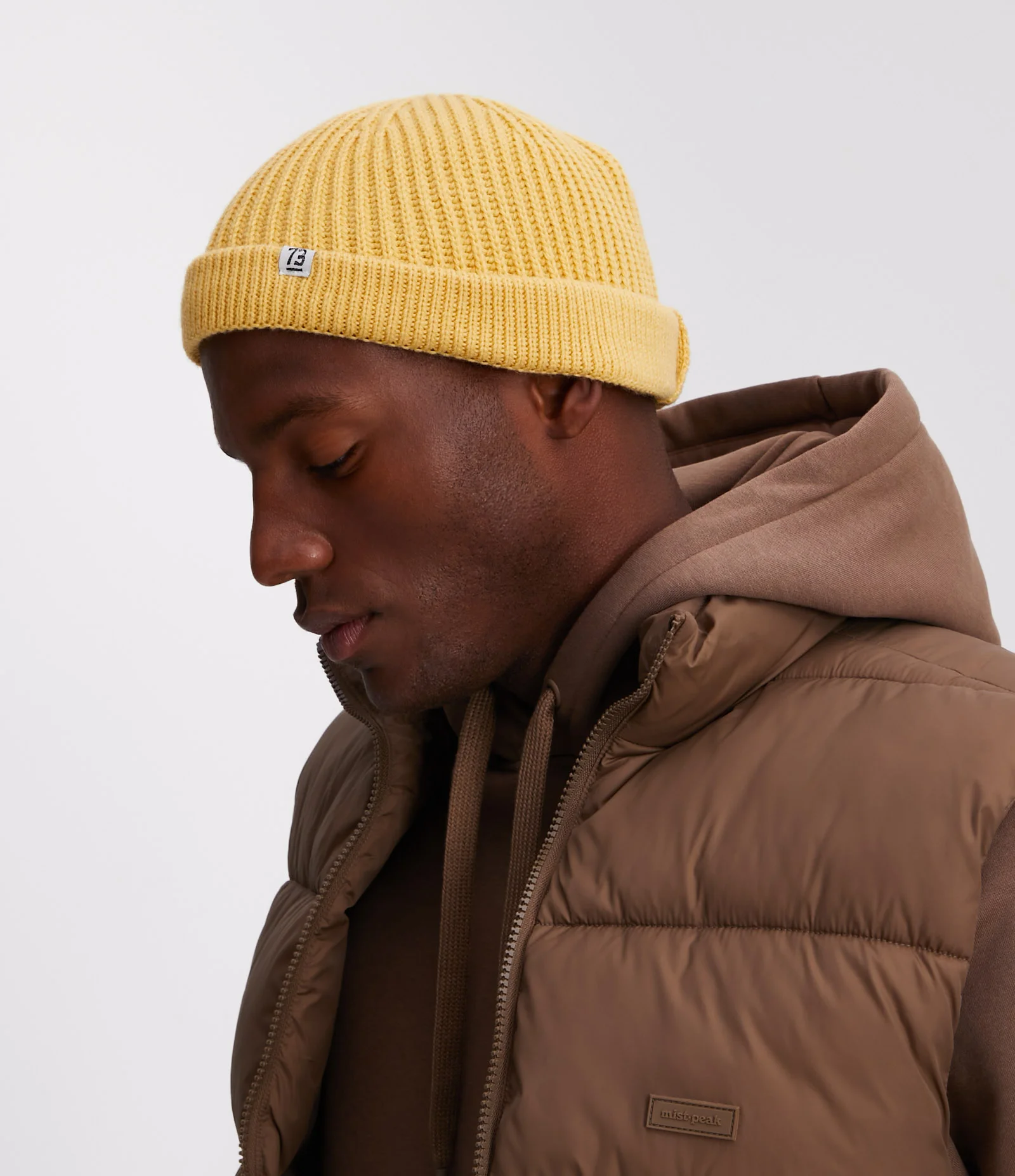 -80%OFF Touca Lenhador em Lã Acrílica com Dobra e sem Costura Amarelo